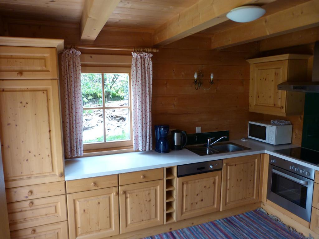 Villa Knusperhaeusl Uttendorf Habitación foto